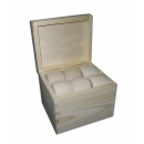  Medinė dėžutė su 12 servetėlių žiedų 14,7x12,8x11,2 cm